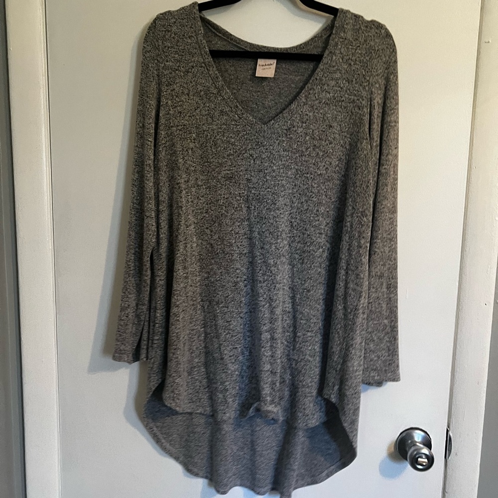 Free loader tunic sweater